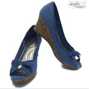 Dexflex Comfort Women Canvas Wedge Shoes Size 8.5